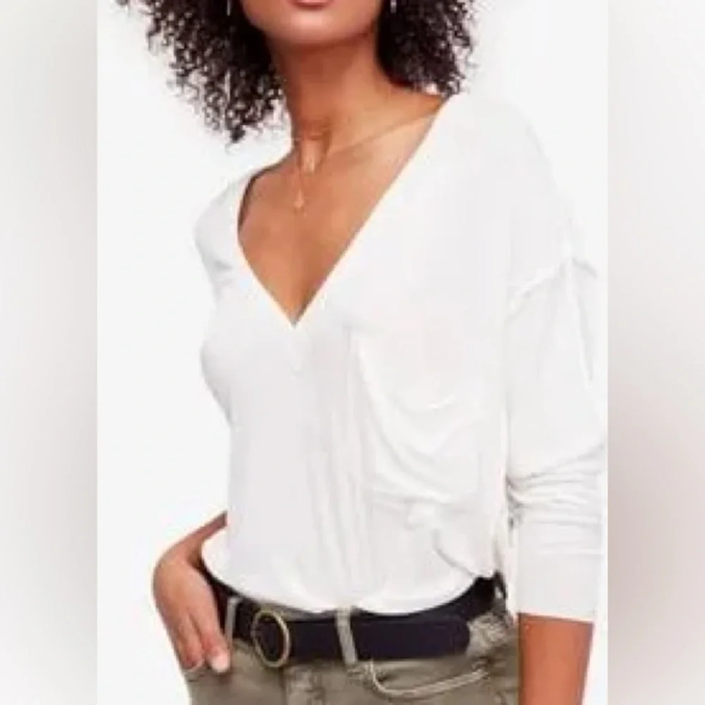 NWT Free People Golden Gate Tee, White, Medium; slouchy white long-sleeve tee